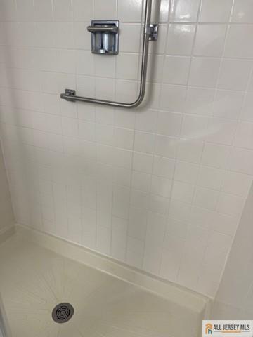 Building Photo - 28 Daniel Webster Ave