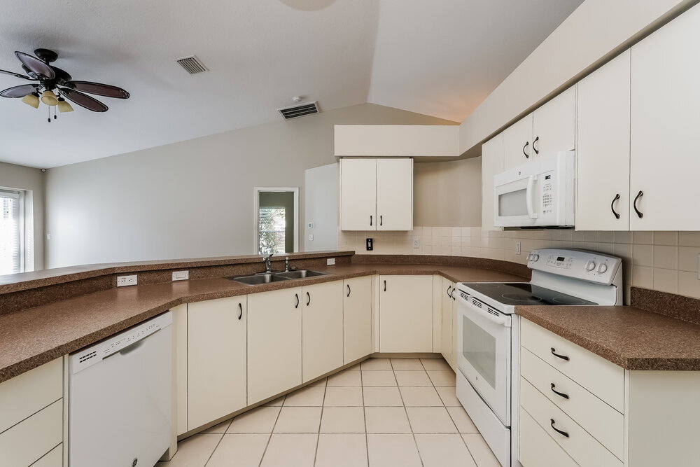 Building Photo - 19515 Lake Osceola Ln