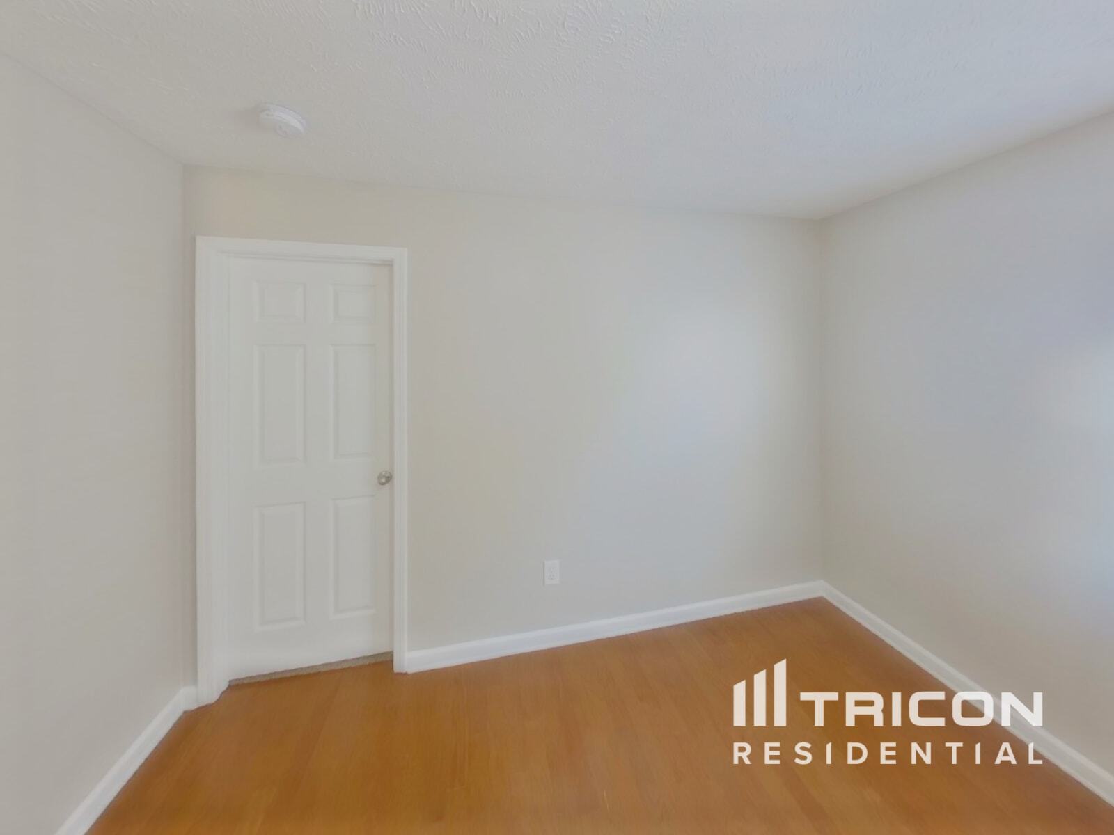 Building Photo - 3423 Country Almond Way