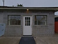 Building Photo - 1 Bedroom- All utilities included
