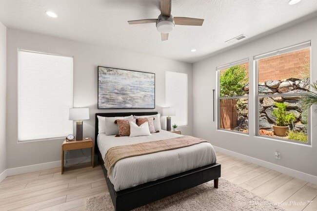 Building Photo - Gorgeous 3 Bedroom home!