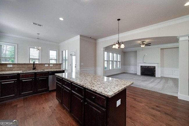 Building Photo - 344 Langshire Dr