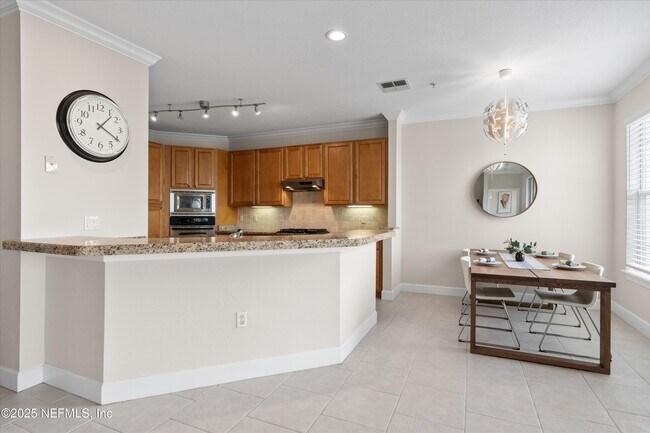 Building Photo - 201 S Ocean Grande Dr