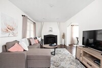 Building Photo - 6115 Ralston Ave