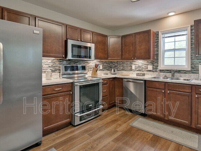 Building Photo - 4518 Holston Hills Rd