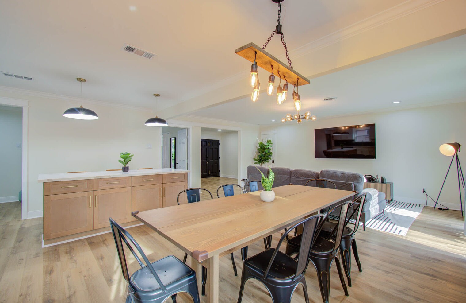 Building Photo - 9306 Bassoon Dr