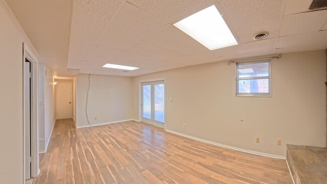 Building Photo - 3690 Nena Cir