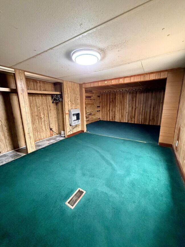 Building Photo - 113 Bream Ave