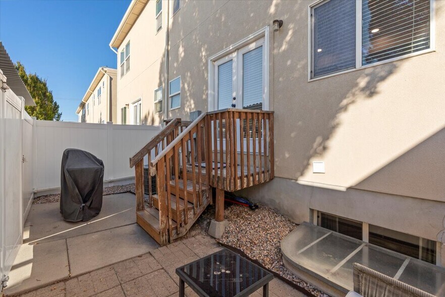 Building Photo - 1552 S 850 W