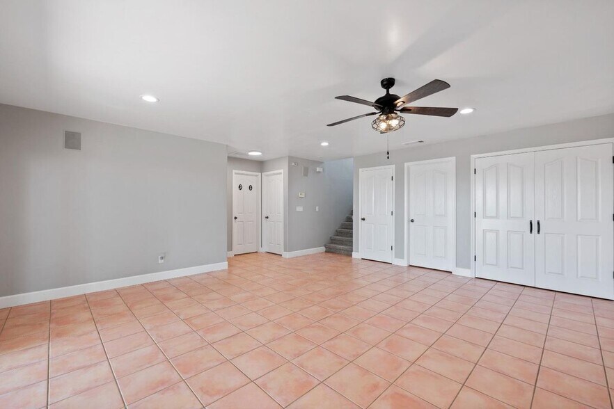 Building Photo - 9851 Deep Water Ln