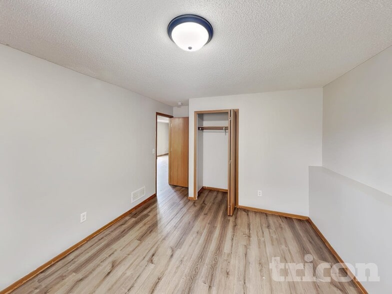 Building Photo - 13734 Glenhurst Ln