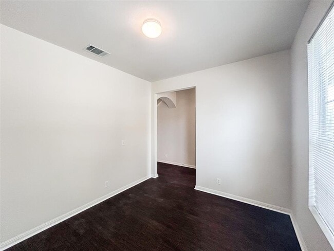 Building Photo - 4712 Lake Champlain Ln