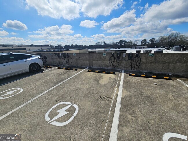 Building Photo - 5300 Peachtree Rd