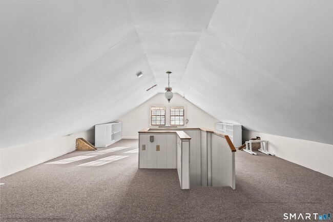 Building Photo - 62 Church St