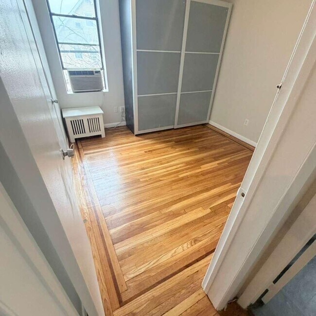 Building Photo - 7111 Palisade Ave