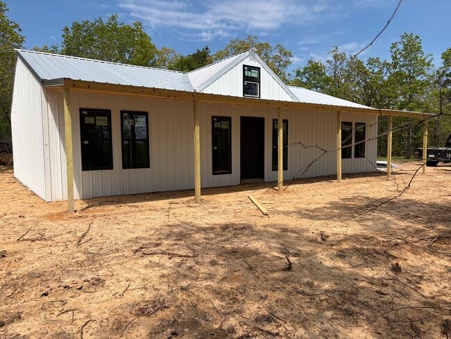 Building Photo - 447 Stone Mountain Rd