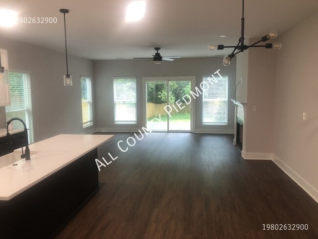 Building Photo - 3217 Credenza Rd