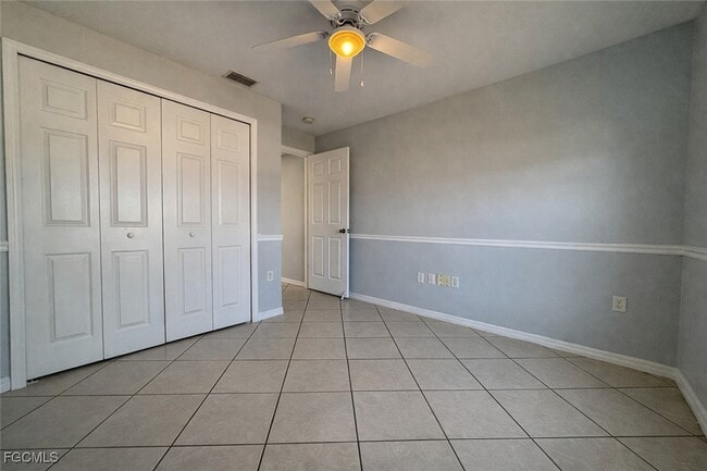 Building Photo - 3216 SW 7th Pl