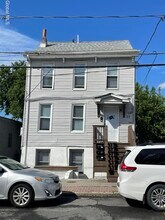 Building Photo - 23 Benson St