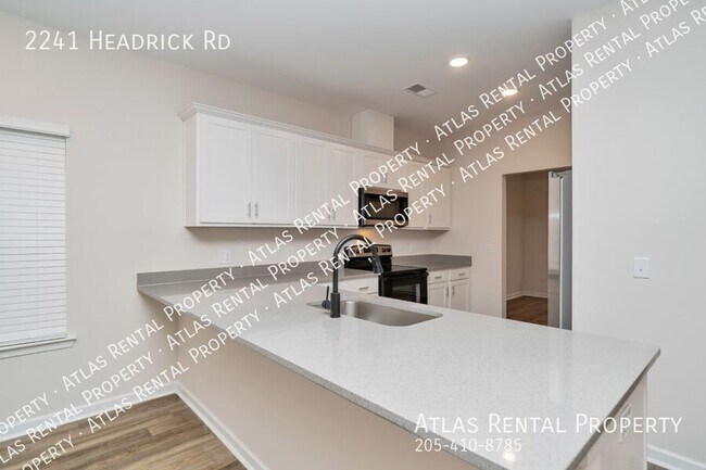 Building Photo - 2241 Headrick Rd