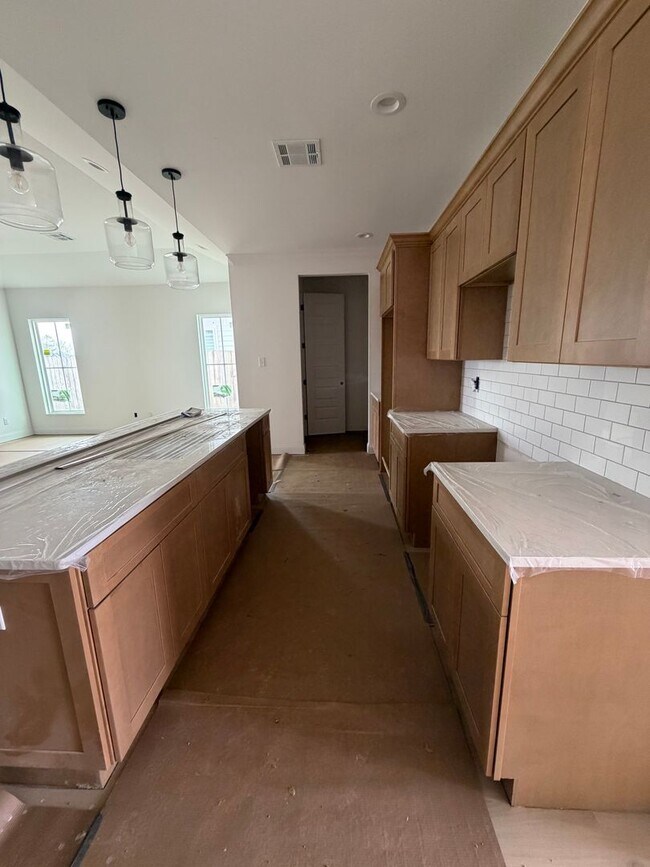 Building Photo - 203 Benson Grove