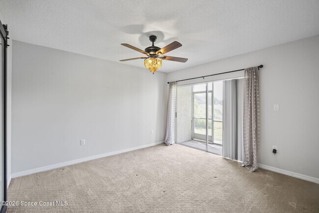 Building Photo - 1600 Woodland Dr