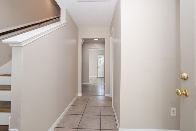 Building Photo - 15422 Ferness Ln