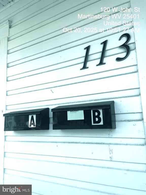 Building Photo - 113 W John St