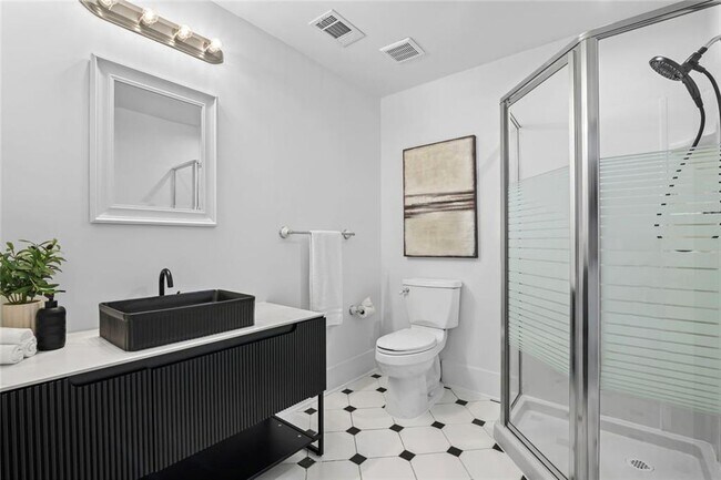 Building Photo - 6260 River Overlook Dr NW