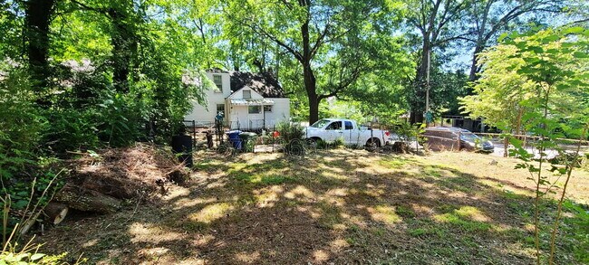 Building Photo - 1318 Ormewood Ave SE