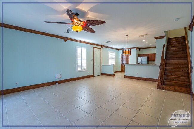 Building Photo - ***3 BEDS 2.5 BATHS***UNFURNISHED****MOVE ...