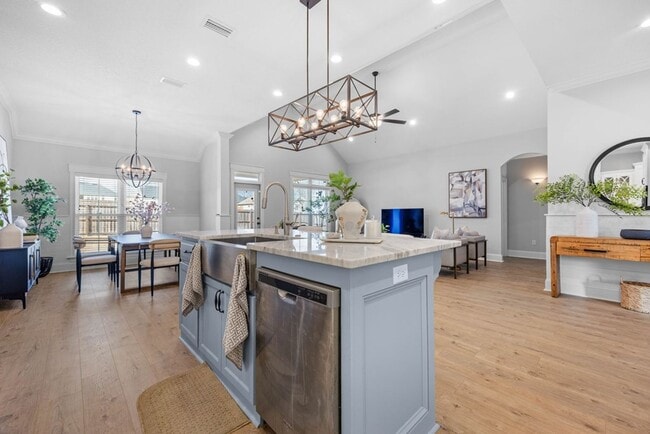 Building Photo - 4953 Hatfield Cir