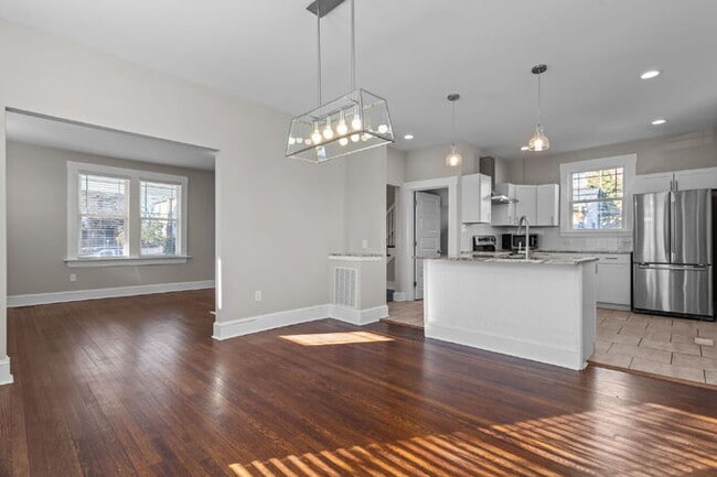 Building Photo - Updated 1920s Colonial in Northside – 3 Bed, 4 Bath – Available Now – $2,895/mo
