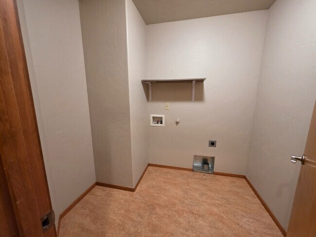 Building Photo - 20348 Chase Rd