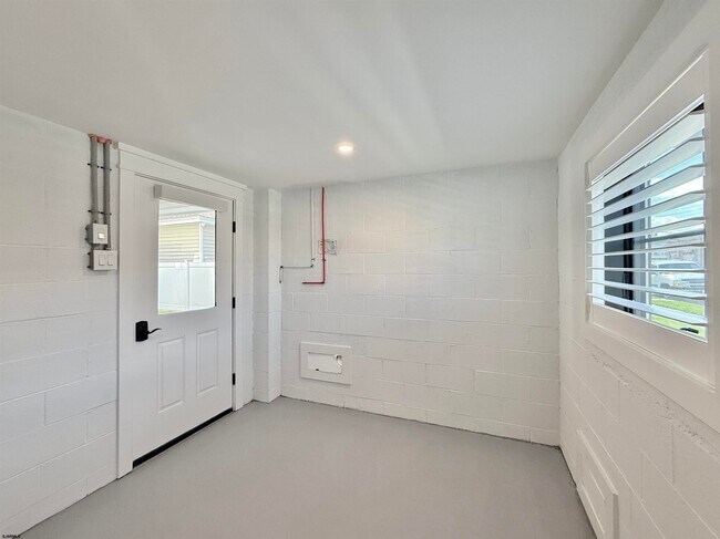 Building Photo - 100 S Frontenac Ave