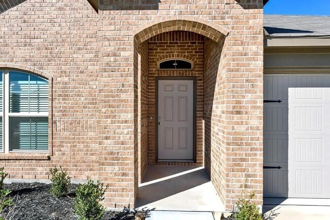 Building Photo - 29314 Dunns Creek Ct