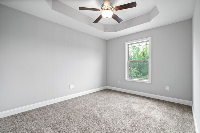 Building Photo - 3482 Southwood Dr