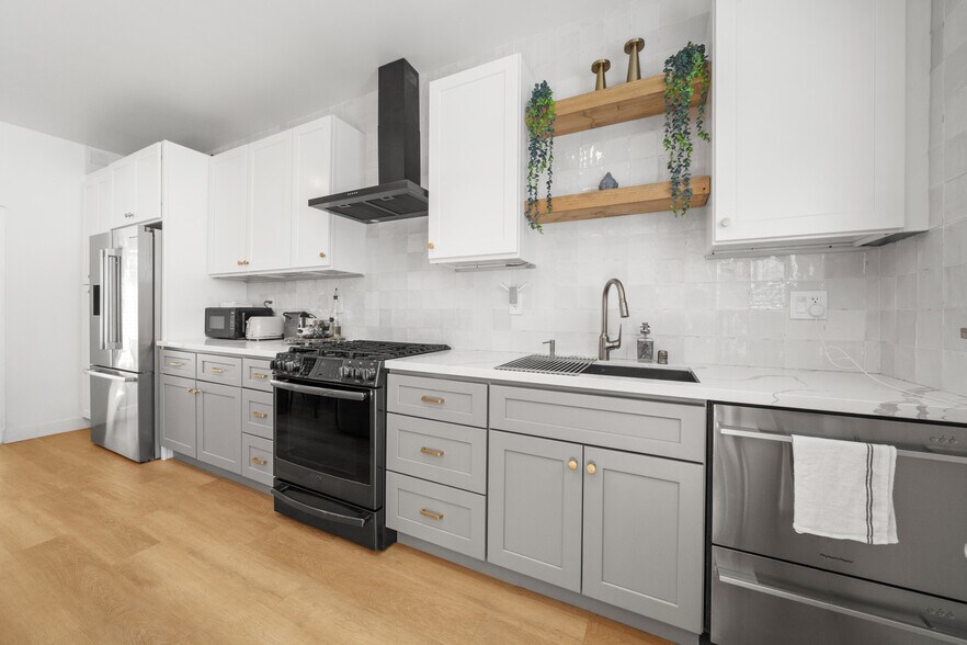 Building Photo - 11361 Tenino Ave