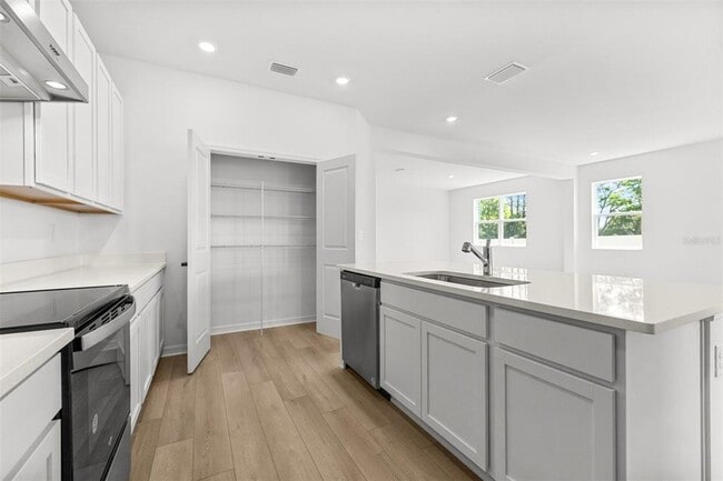 Building Photo - 29308 Kinsington Ct