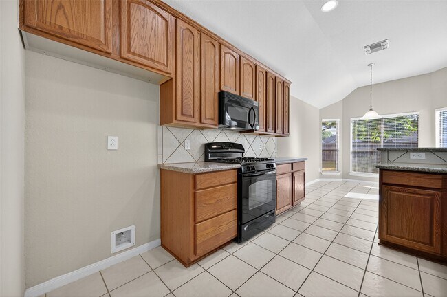 Building Photo - 11250 Muleshoe Ct