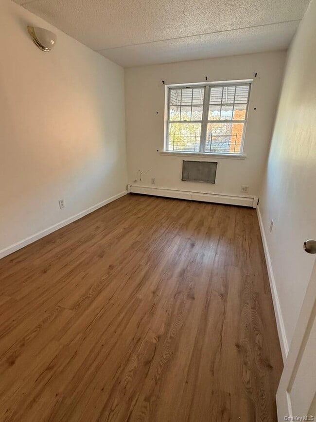 Building Photo - 459 Central Ave