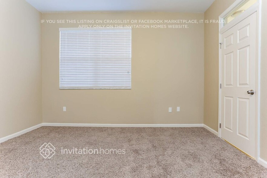 Building Photo - 6283 SW 165th Ave