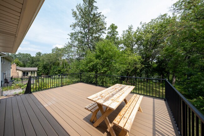 Building Photo - 13396 Everest Ave