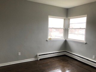 Building Photo - 2254 W Garfield Blvd
