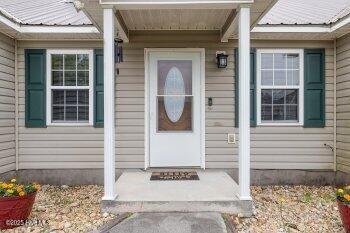 Building Photo - 212 Quail Creek Ct