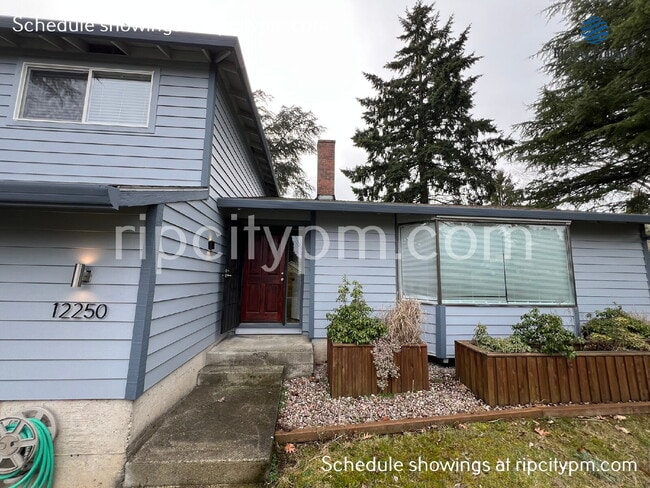 Building Photo - 12250 SW Indian Hill Ln