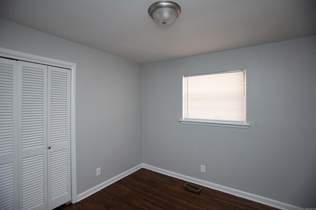 Building Photo - 2920 S Bryant St