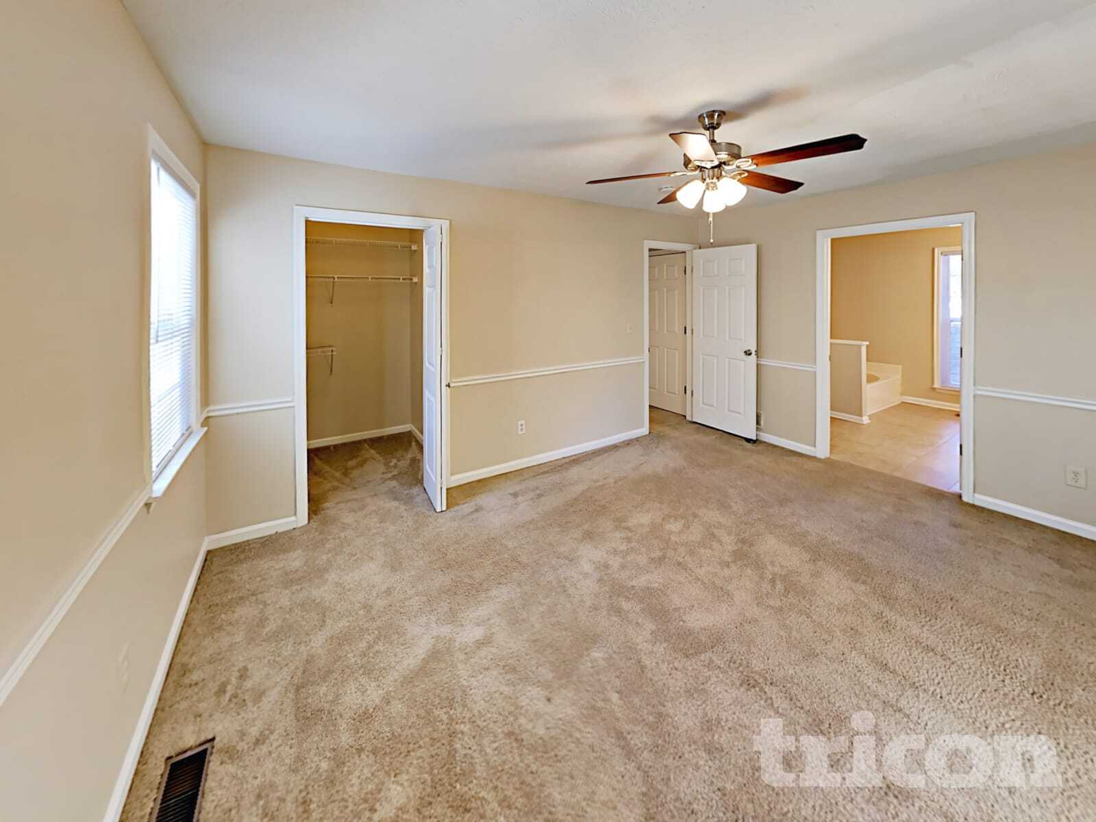 Building Photo - 4680 Woodglen Ct