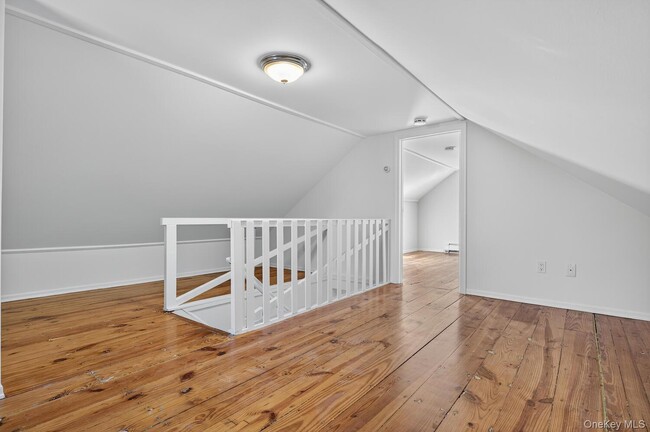 Building Photo - 7 Tildean Ln