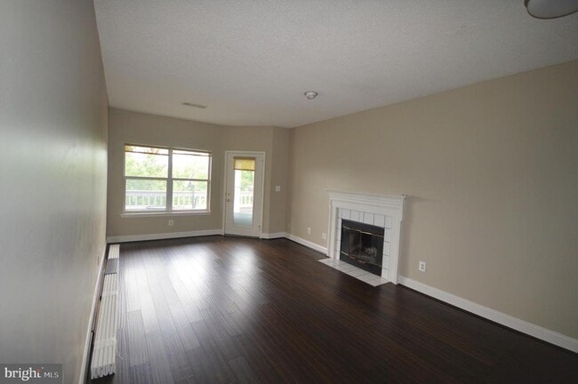 Building Photo - 13058 Autumn Woods Way